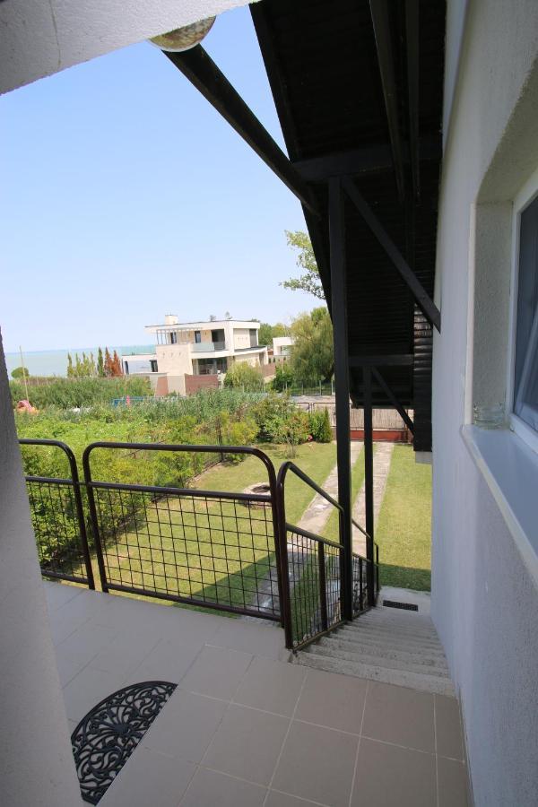 Nefelejcs Villa Zamárdi Exterior foto